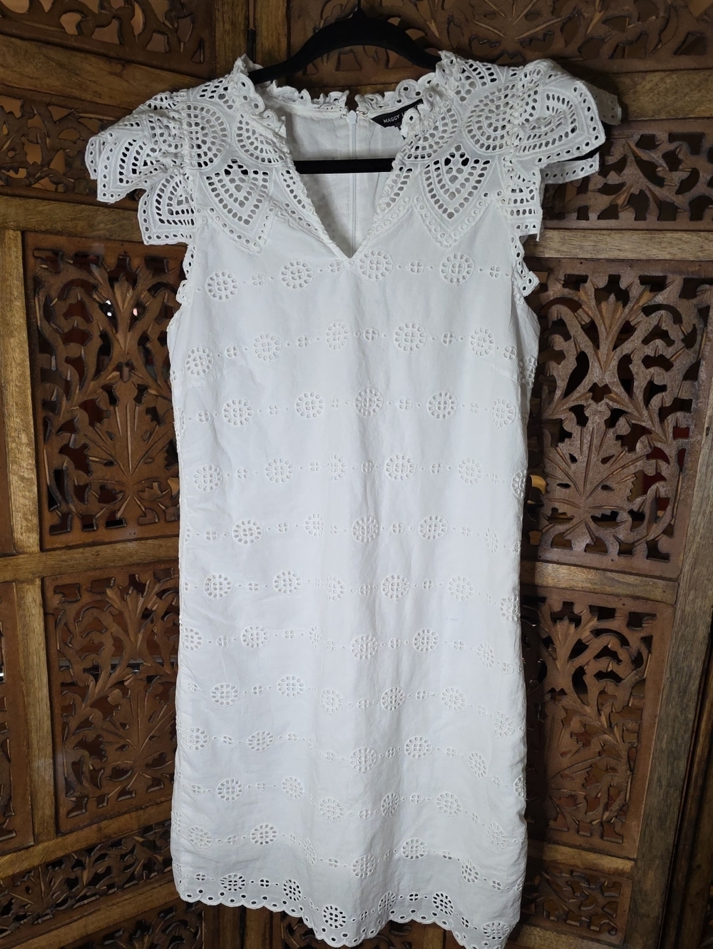 Maggy London White Eyelet Shift Dress with Scalloped Lace Collar